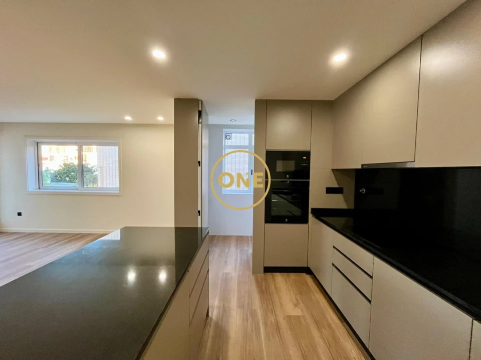 Apartamento T3 para Venda em Póvoa de Varzim, Beiriz e Argivai Foto 2