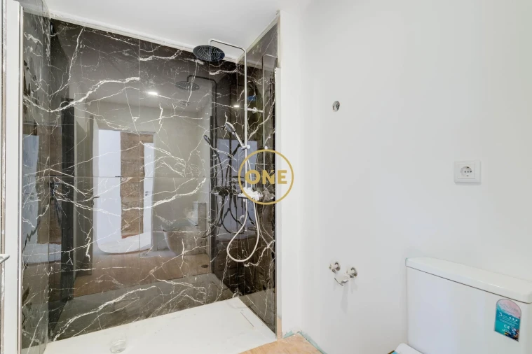 Moradia T2 para Venda em Rio Meão Foto 6