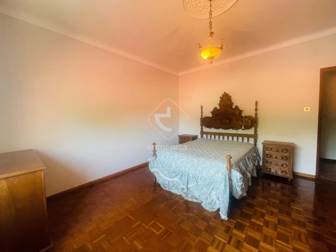 Moradia T5 para Venda em Grade e Carralcova Foto 22