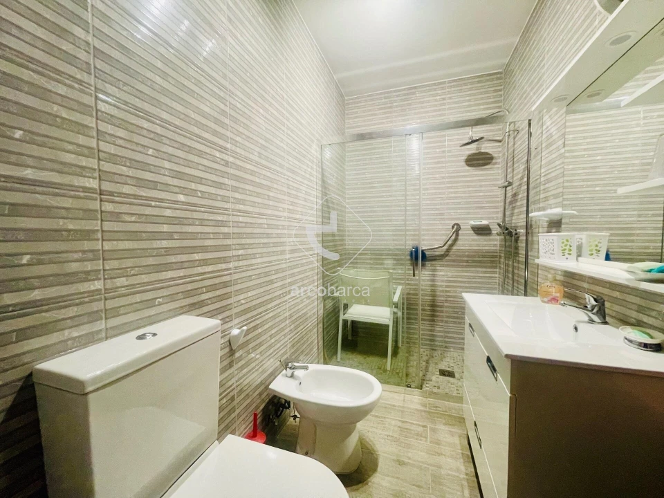 Moradia T5 para Venda em Grade e Carralcova Foto 16