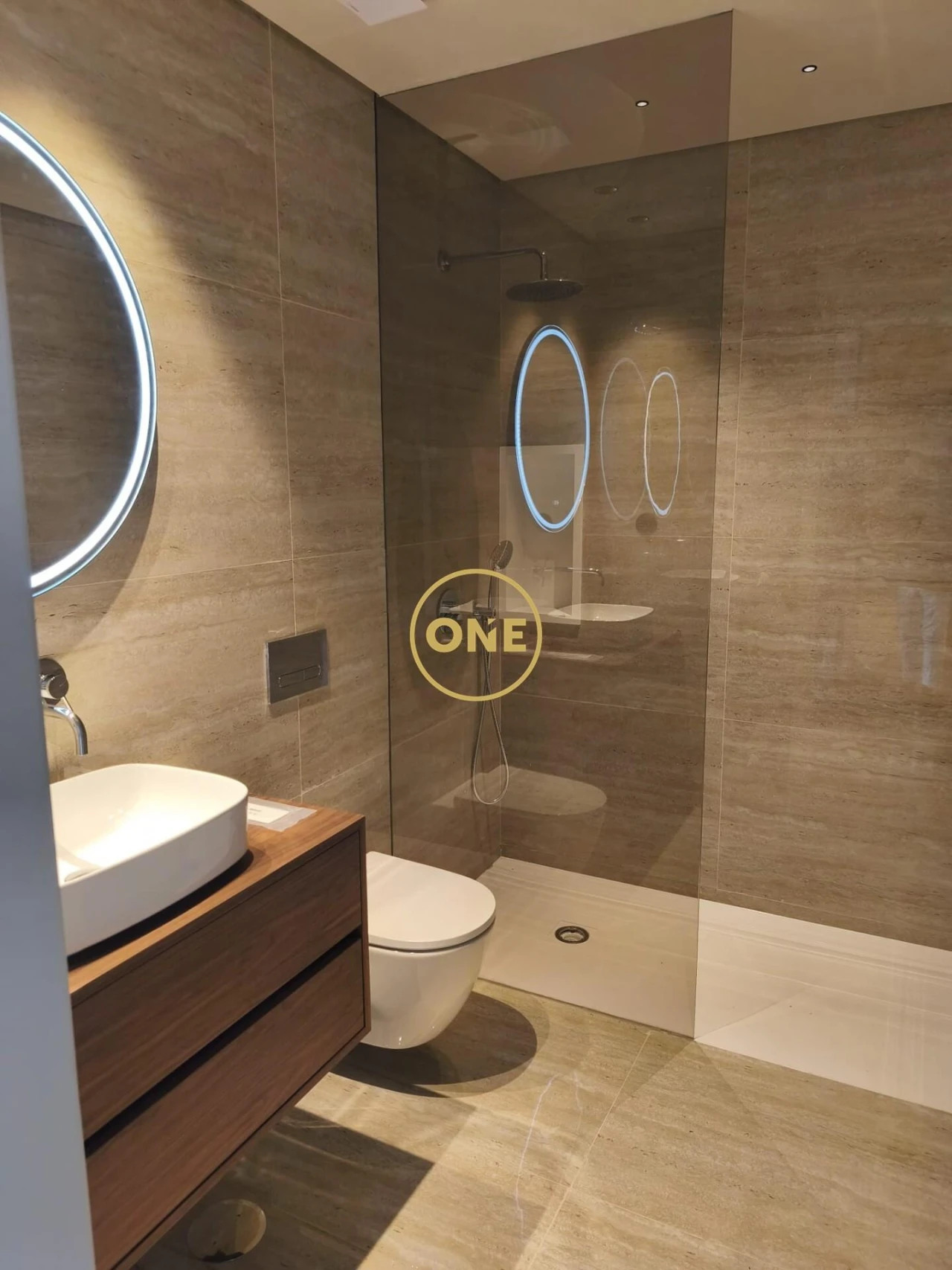 Moradia T4 para Venda em Requião Foto 29