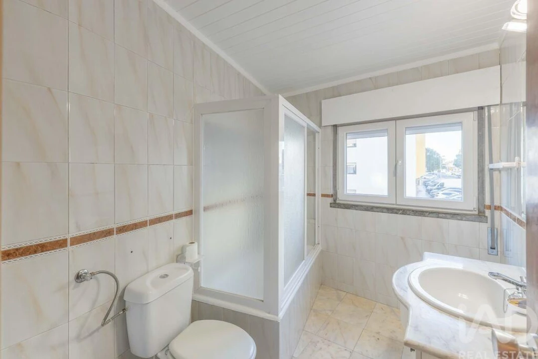 Moradia T2 para Venda em Carcavelos e Parede Foto 10