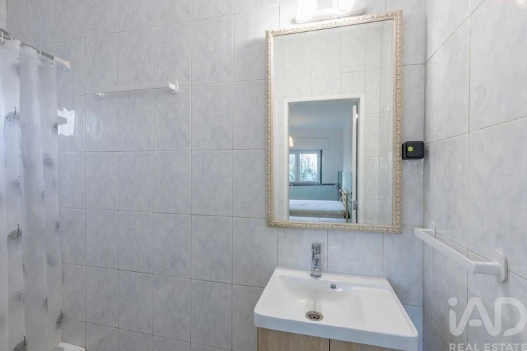 Moradia T2 para Venda em Carcavelos e Parede Foto 15