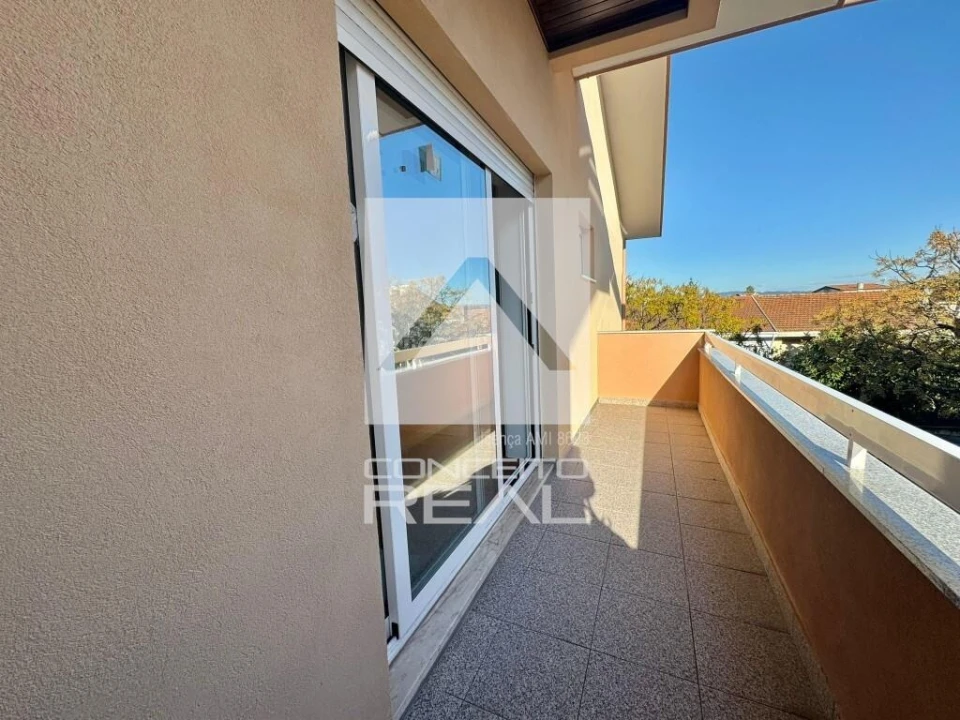 Apartamento T3 para Venda em Cidade da Maia Foto 31