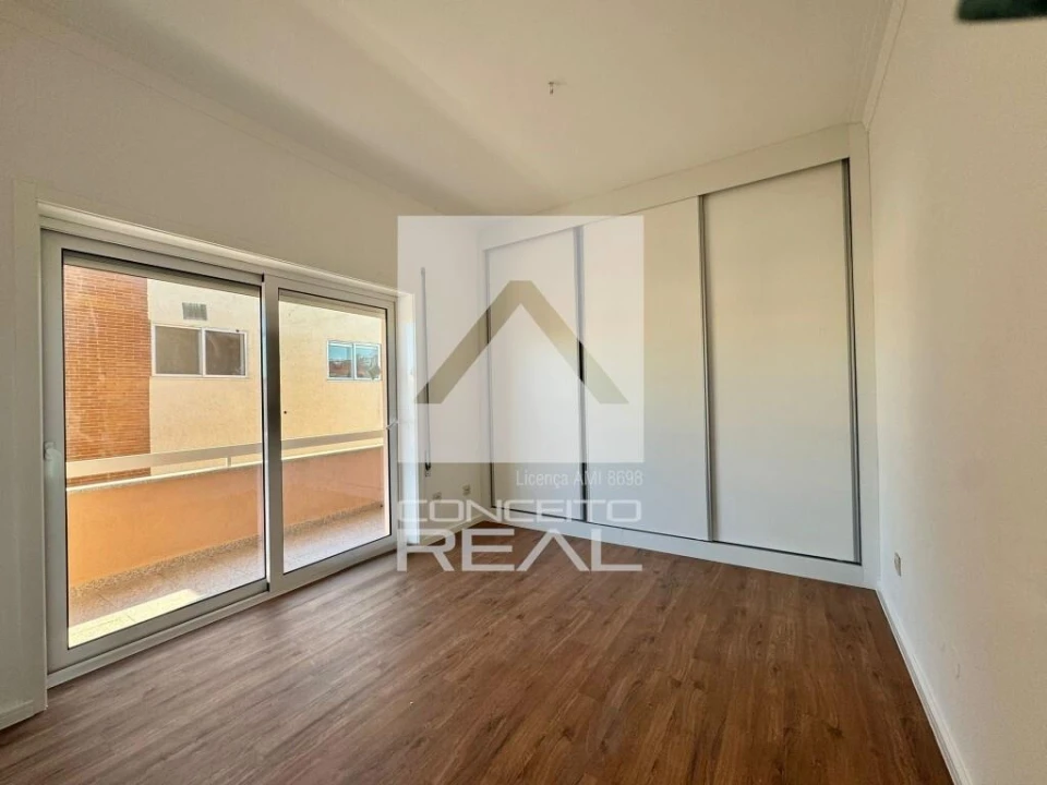 Apartamento T3 para Venda em Cidade da Maia Foto 30