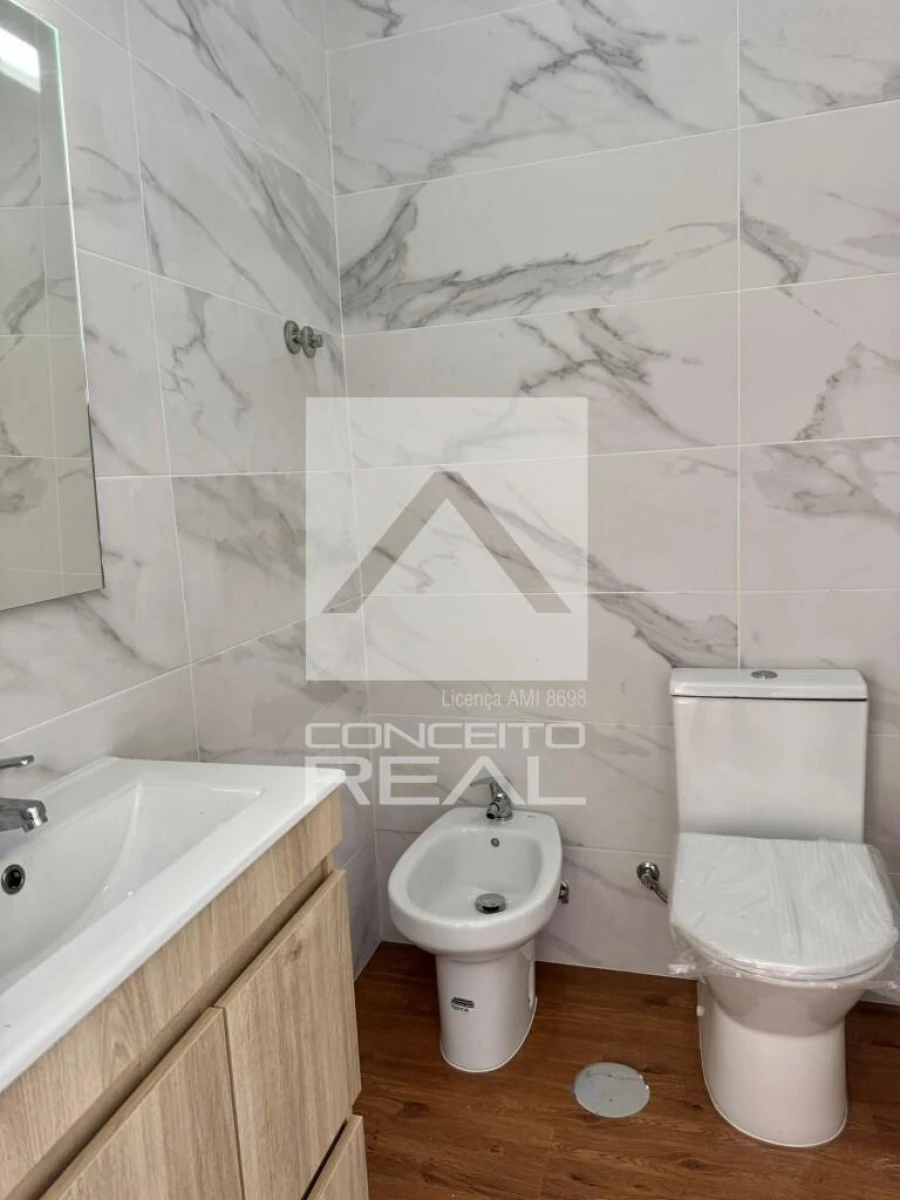 Apartamento T3 para Venda em Cidade da Maia Foto 16