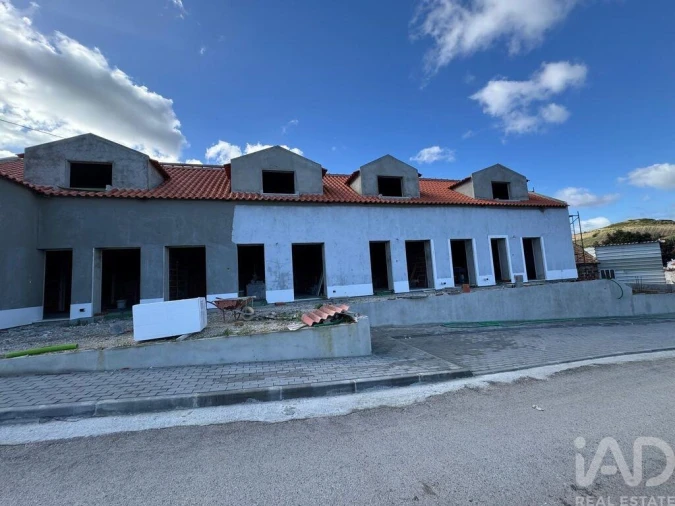 Moradia T2 para Venda em Ventosa Foto 2