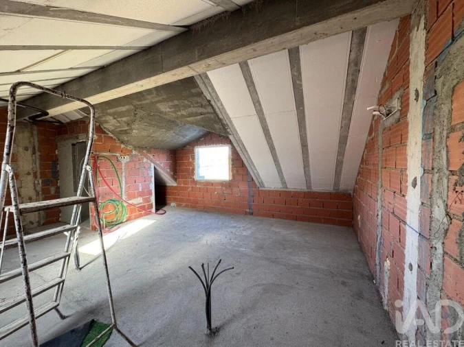 Moradia T2 para Venda em Ventosa Foto 11