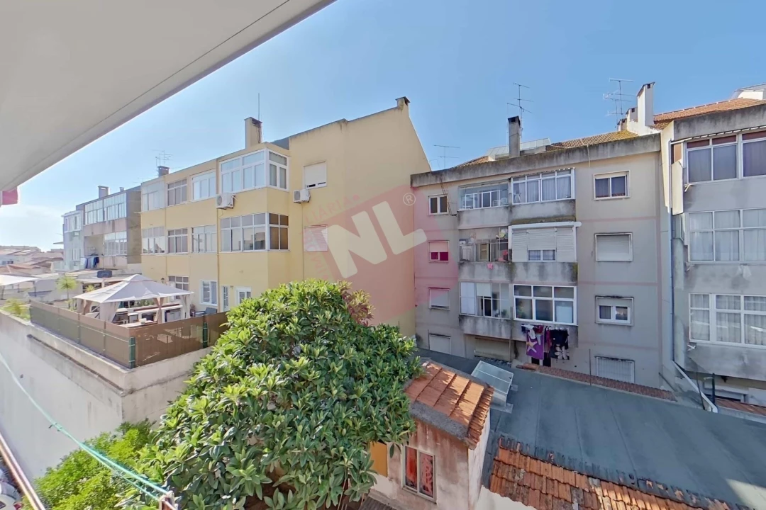 Apartamento T2 para Arrendamento em Sacavém e Prior Velho Foto 21