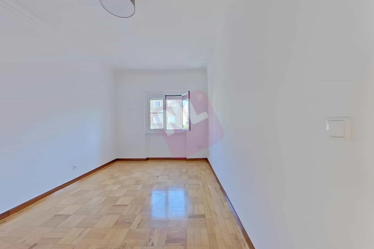 Apartamento T2 para Arrendamento em Sacavém e Prior Velho Foto 6
