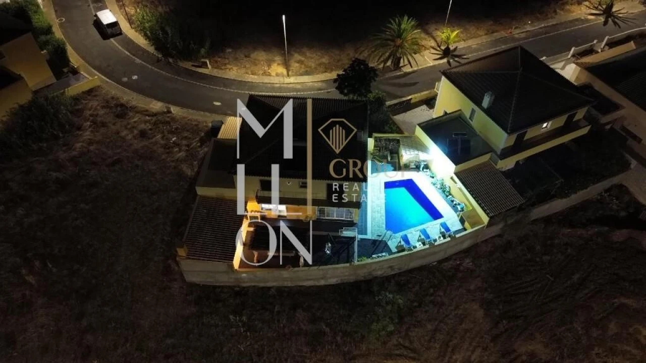 Moradia T3 para Venda em Porto Santo Foto 44