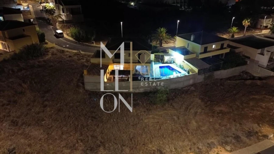 Moradia T3 para Venda em Porto Santo Foto 43