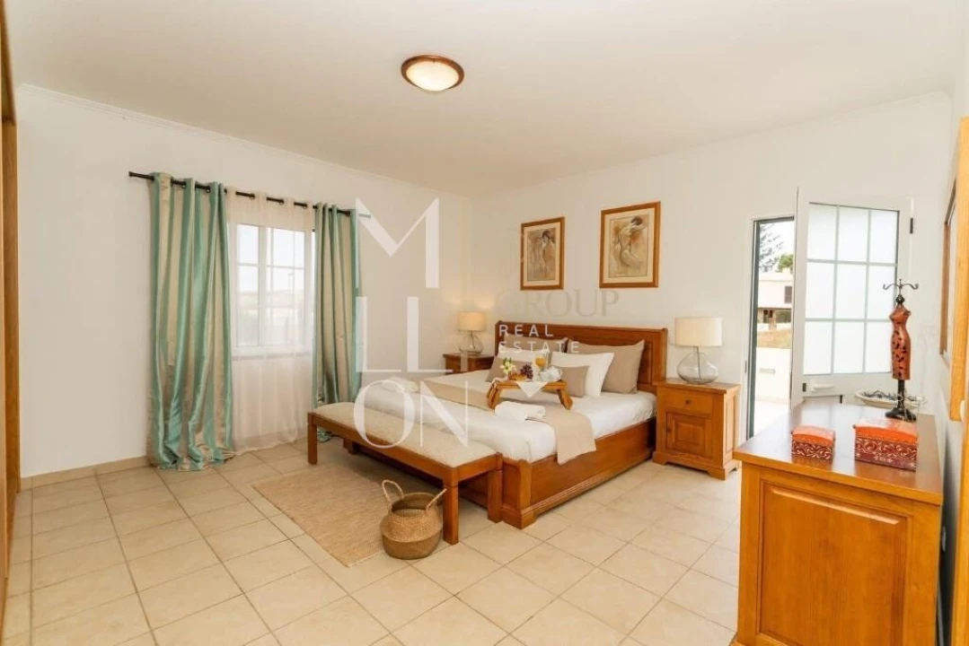 Moradia T3 para Venda em Porto Santo Foto 16