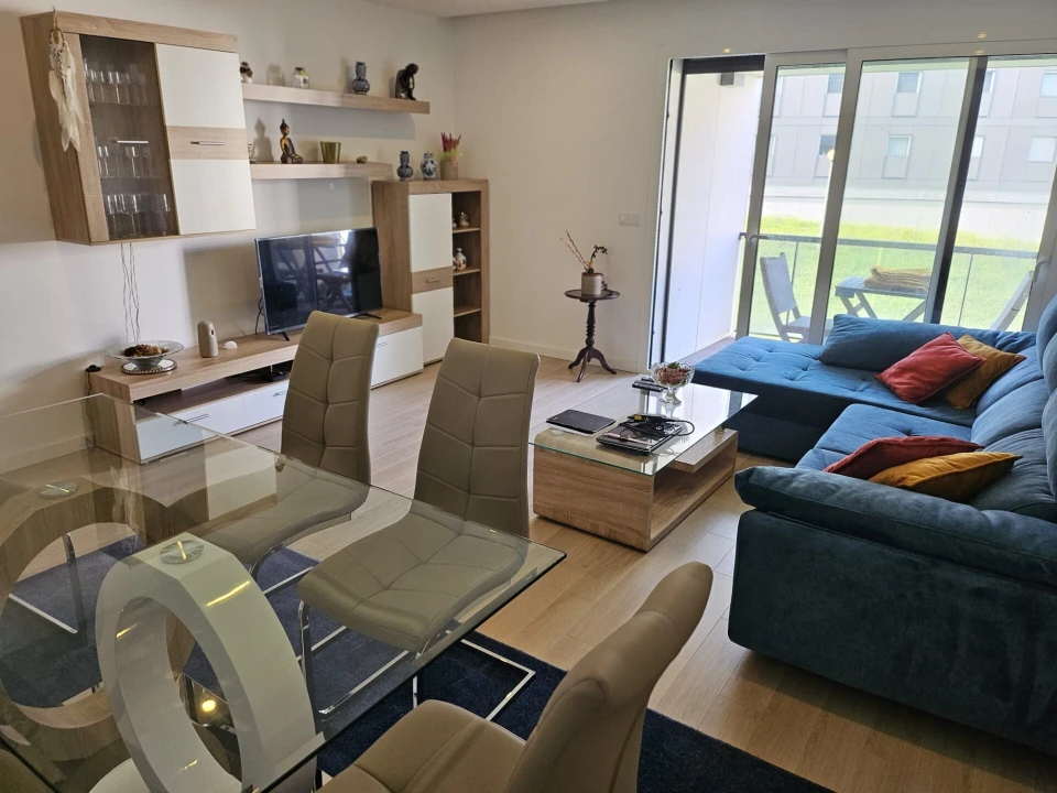 Apartamento T2 para Venda em Cidade da Maia Foto 4