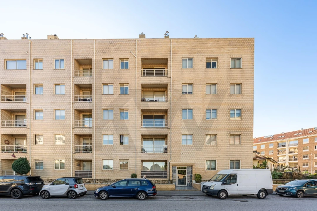 Apartamento T2 para Arrendamento em São Mamede de Infesta e Senhora da Hora Foto 27