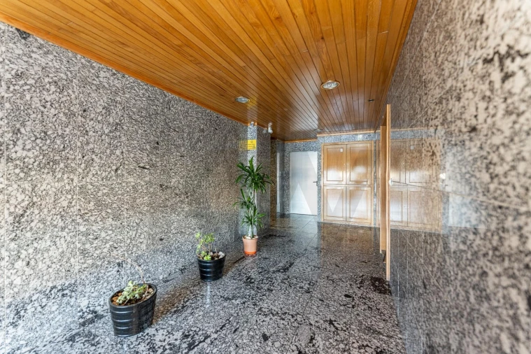 Apartamento T2 para Arrendamento em São Mamede de Infesta e Senhora da Hora Foto 24