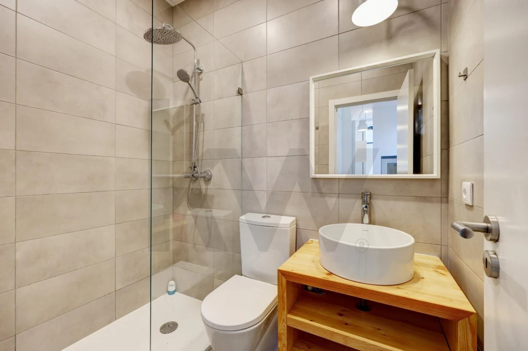 Apartamento T1 para Venda em Caparica e Trafaria Foto 13