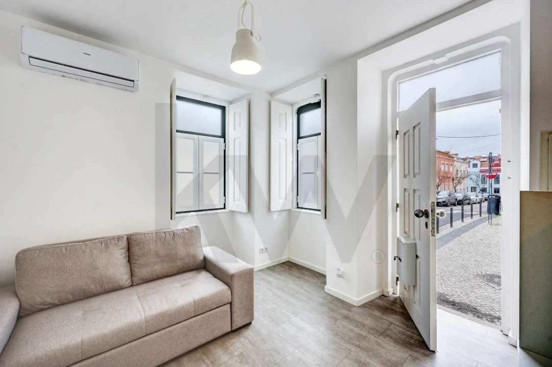 Apartamento T1 para Venda em Caparica e Trafaria Foto 22