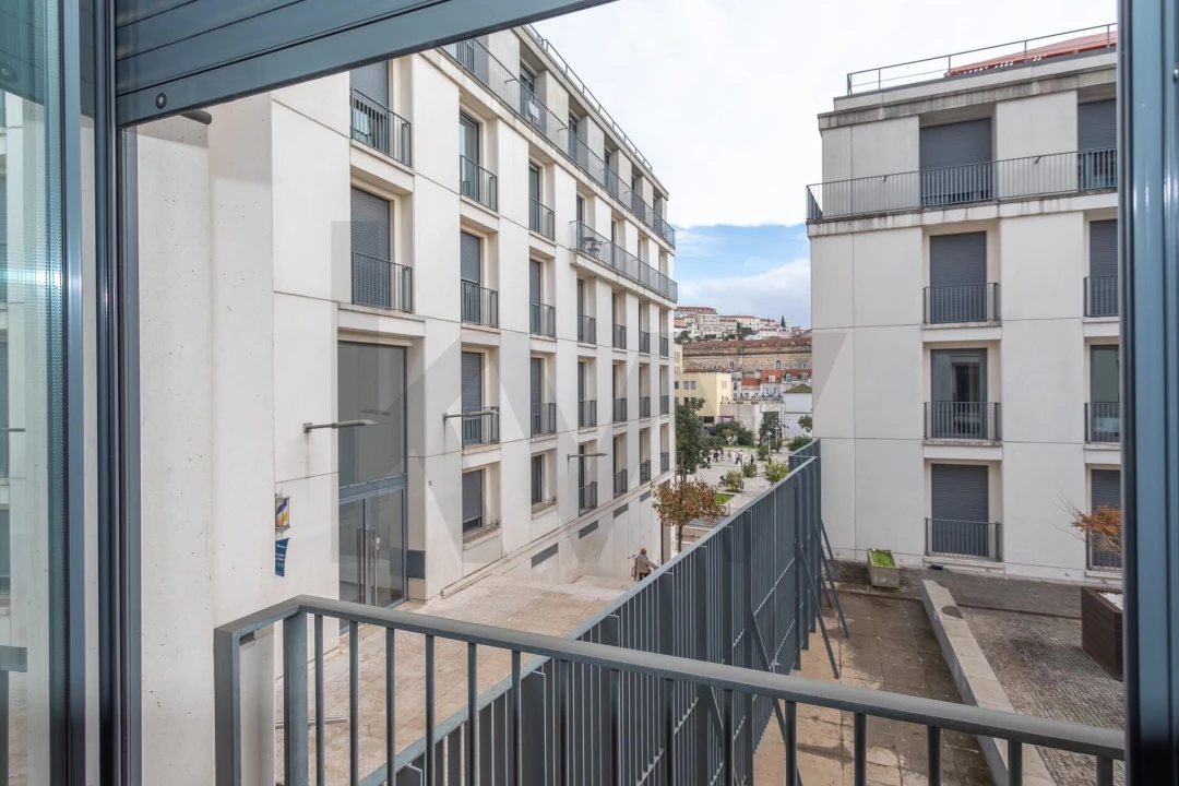 Apartamento T2 para Arrendamento em Santa Maria Maior Foto 7