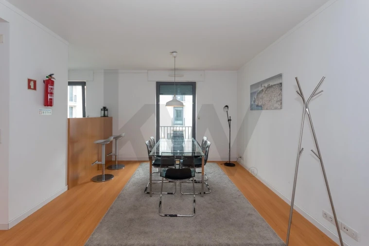 Apartamento T2 para Arrendamento em Santa Maria Maior Foto 25