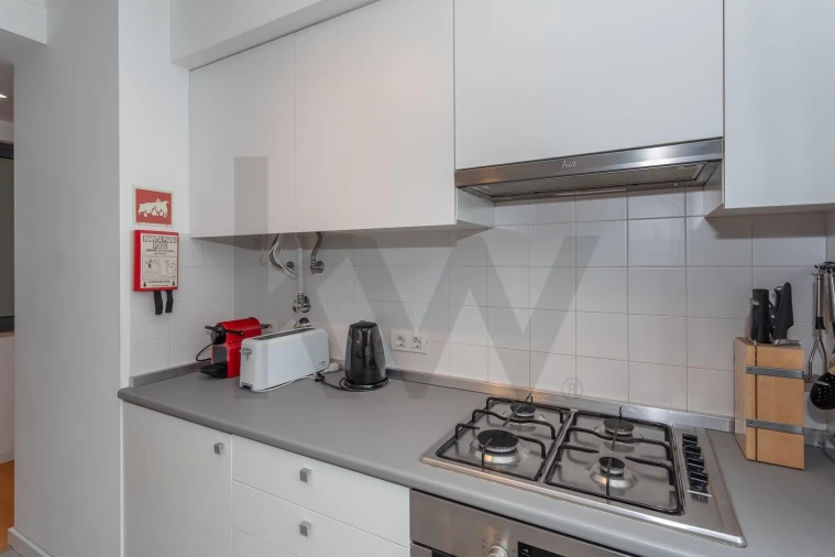 Apartamento T2 para Arrendamento em Santa Maria Maior Foto 30