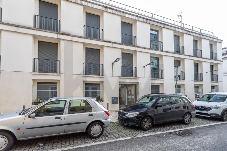 Apartamento T2 para Arrendamento em Santa Maria Maior Foto 15