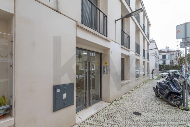 Apartamento T2 para Arrendamento em Santa Maria Maior Foto 14