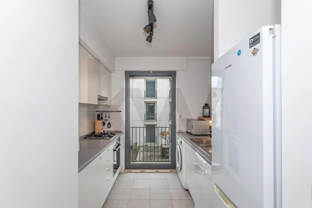 Apartamento T2 para Arrendamento em Santa Maria Maior Foto 28