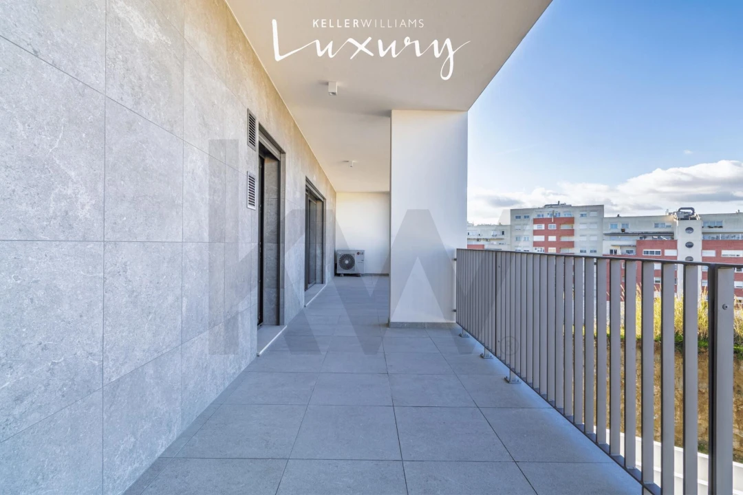 Apartamento T3 para Venda em Lumiar Foto 2