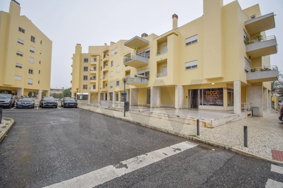 Apartamento T2 para Venda em Oeiras e São Julião da Barra, Paço de Arcos e Caxias Foto 28