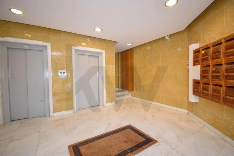 Apartamento T2 para Venda em Oeiras e São Julião da Barra, Paço de Arcos e Caxias Foto 25