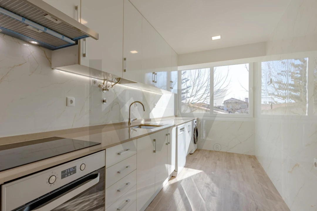 Apartamento T2 para Venda em Cascais e Estoril Foto 6