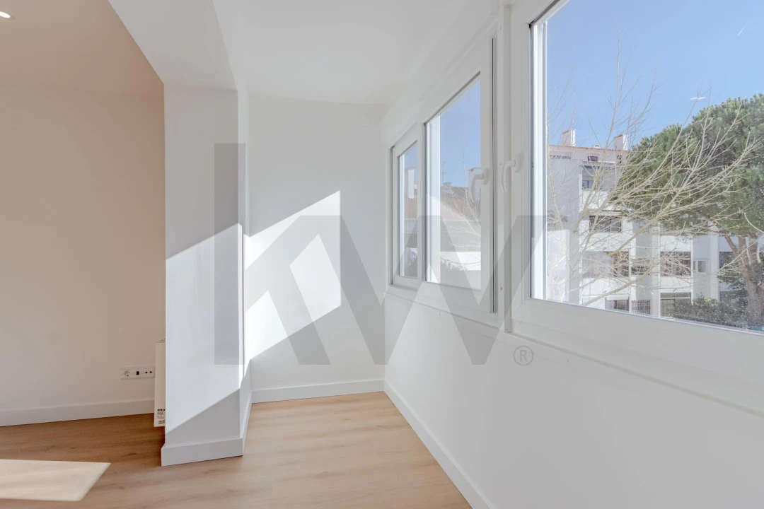 Apartamento T2 para Venda em Cascais e Estoril Foto 1