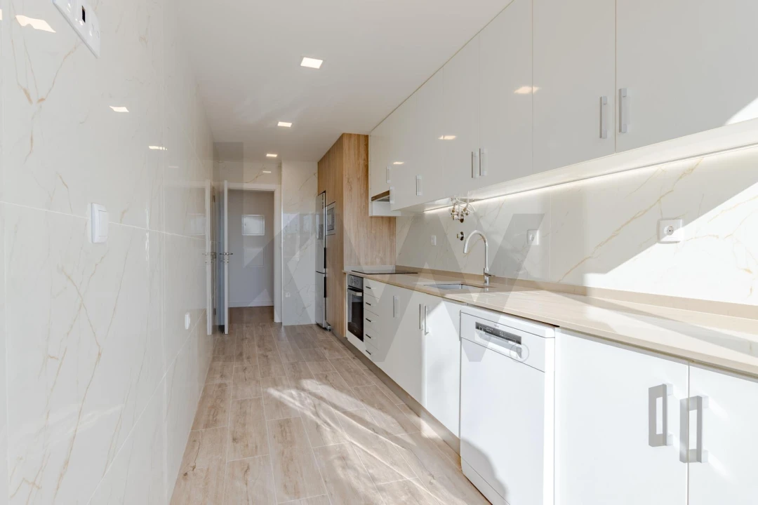 Apartamento T2 para Venda em Cascais e Estoril Foto 7