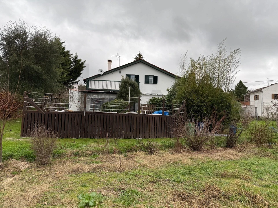 Moradia T5 para Venda em Vila Garcia Foto 5