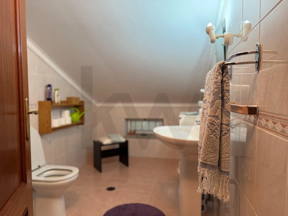 Moradia T5 para Venda em Vila Garcia Foto 31