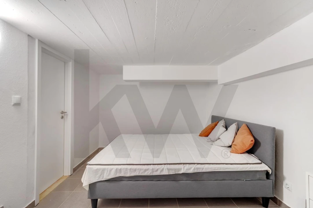 Apartamento T1 para Arrendamento em Queluz e Belas Foto 6