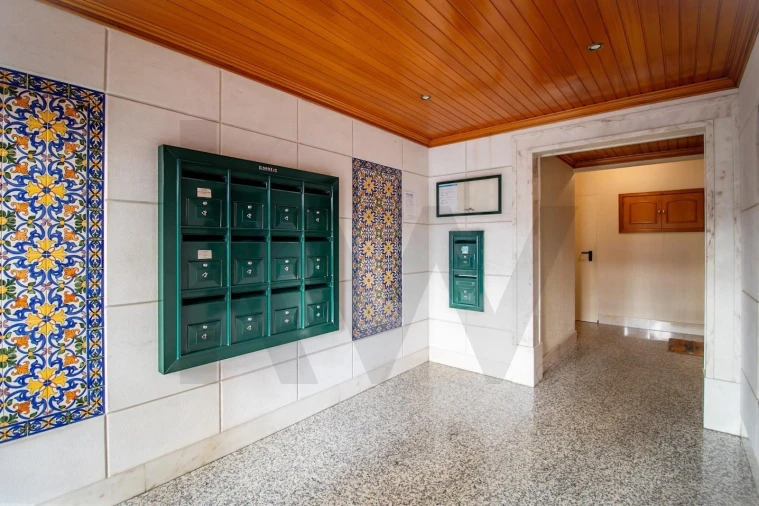 Apartamento T1 para Arrendamento em Queluz e Belas Foto 11