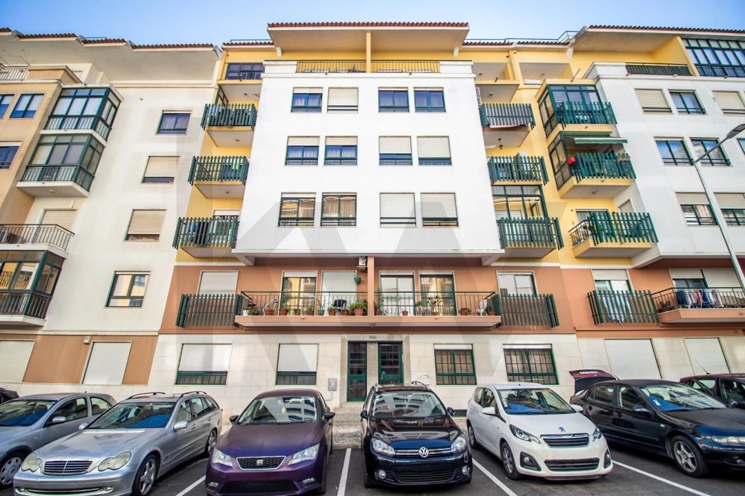 Apartamento T1 para Arrendamento em Queluz e Belas Foto 14