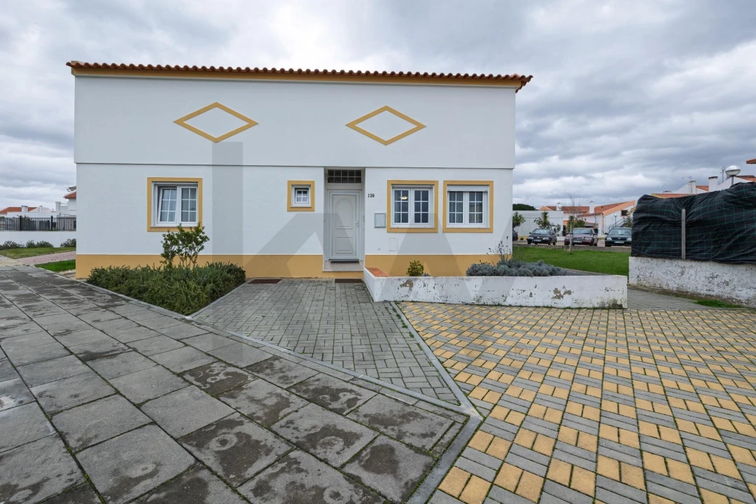 Moradia T3 para Venda em Santo Andre Foto 1