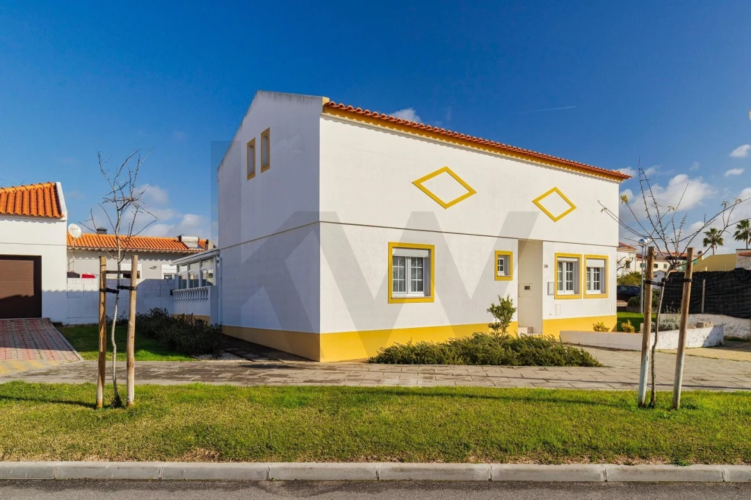 Moradia T3 para Venda em Santo Andre Foto 1