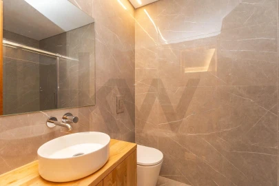 Apartamento T6 para Venda em Bougado (São Martinho e Santiago)