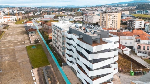 Apartamento T6 para Venda em Bougado (São Martinho e Santiago)