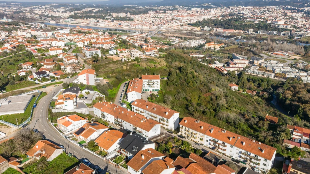 Apartamento T3 para Venda em Eiras e São Paulo de Frades Foto 40