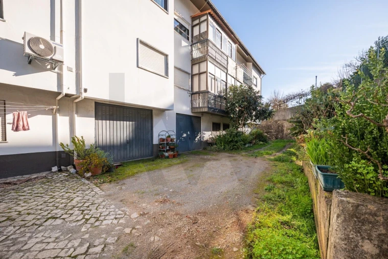 Apartamento T3 para Venda em Eiras e São Paulo de Frades Foto 35