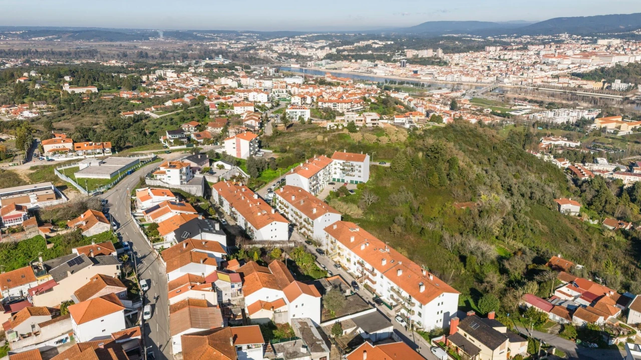 Apartamento T3 para Venda em Eiras e São Paulo de Frades Foto 38