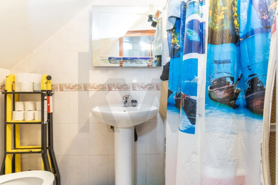 Moradia T3 para Venda em Loures Foto 36