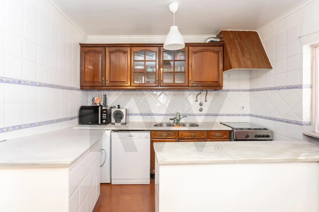 Moradia T3 para Venda em Loures Foto 18