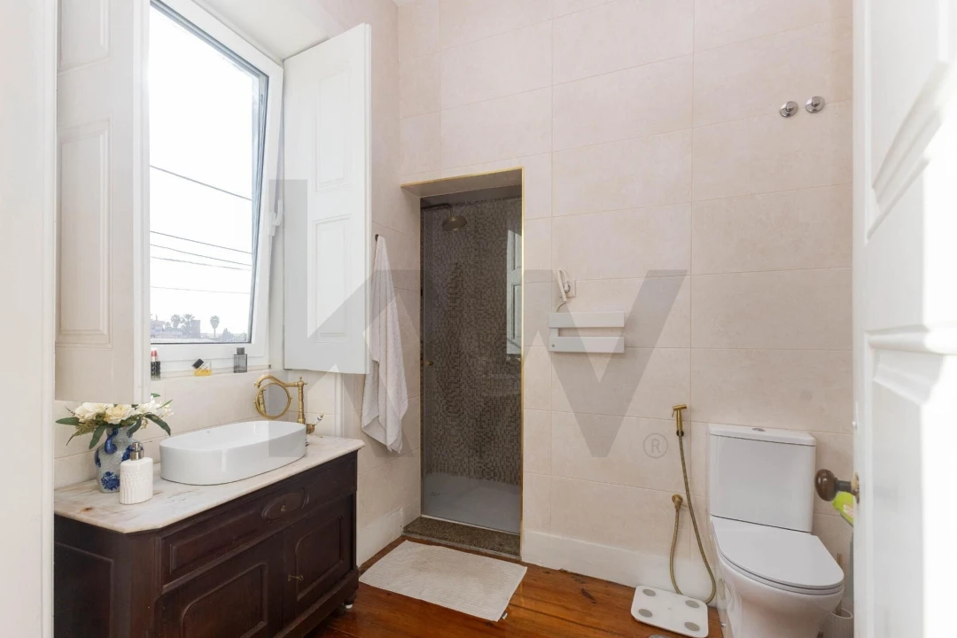 Moradia T4 para Venda em Santa Maria de Lamas Foto 39