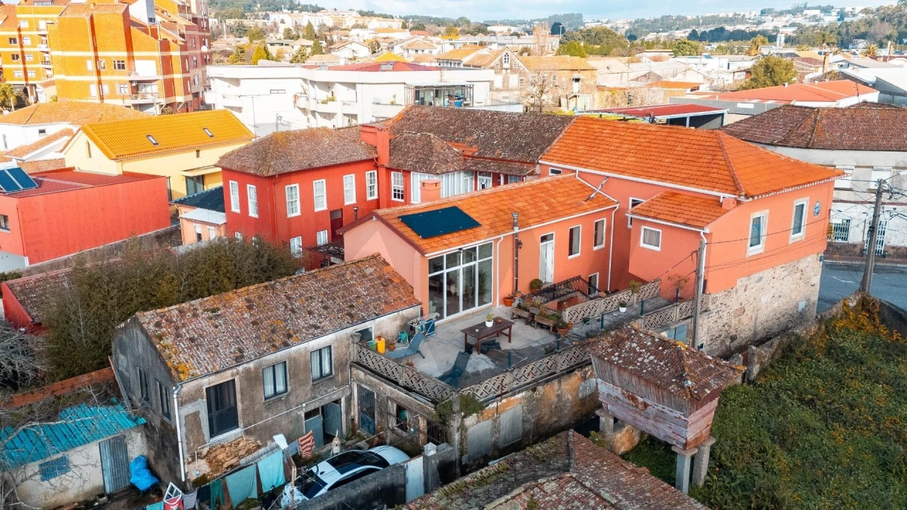 Moradia T4 para Venda em Santa Maria de Lamas Foto 3